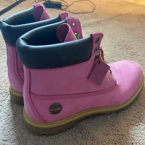 Breast cancer awareness pink timberlands. Size 15.